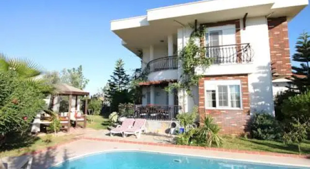 Sunshine Villas