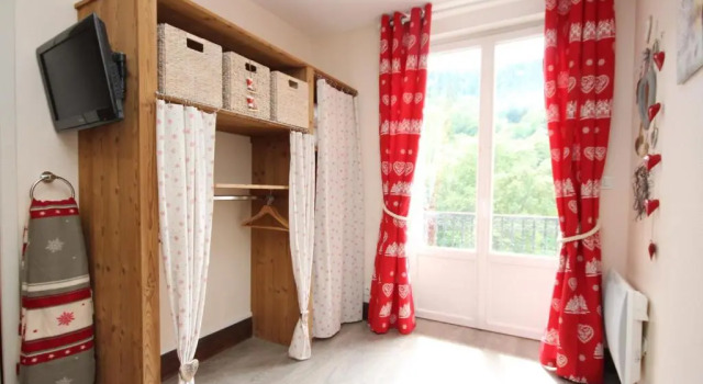 Appartement Mont-Dore, 2 pièces, 4 personnes - FR-1-608-75