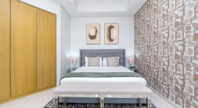 Lux BnB Aykon Tower Skyline Views