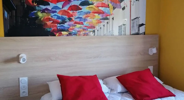 Номер Standard Kyriad Direct Martigues