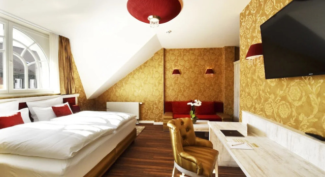 Люкс Deluxe MOMENTS Boutique Hotel