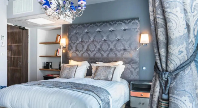 BRIT HOTEL PRIVILEGE LISIEUX - La Villa des Arts, Забронировать Отель Лизьё 