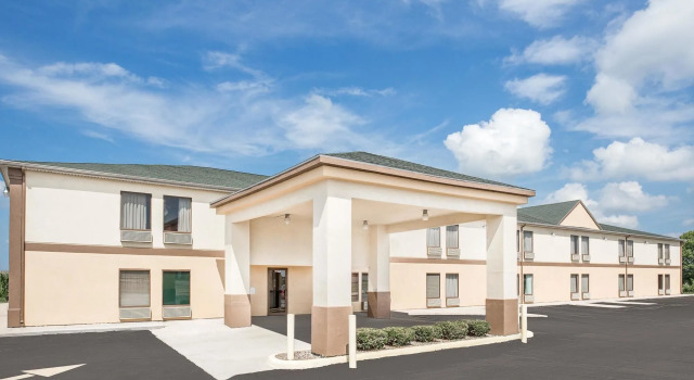 Super 8 by Wyndham Galesburg, Prenota Locanda Mini-hotel a Illinois, Locanda