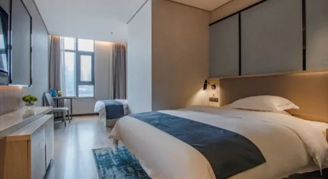 Suite Business Carol