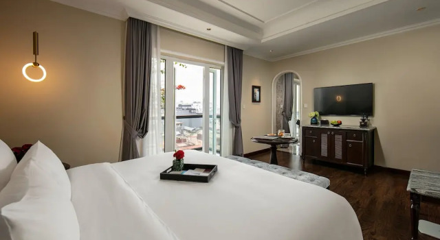 Люкс La Mejor Hotel & Sky Bar