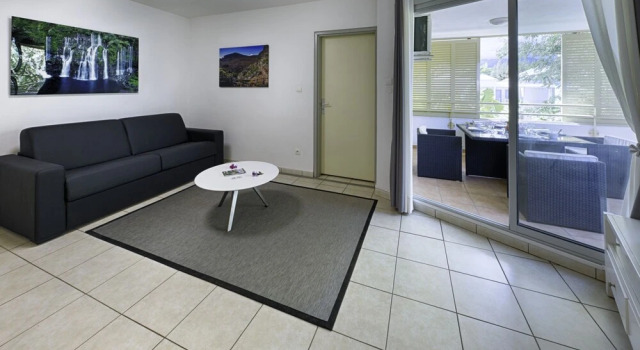 Appartement Moana, Book Apartment Hotels in Saint-Paul with Parking, Parking