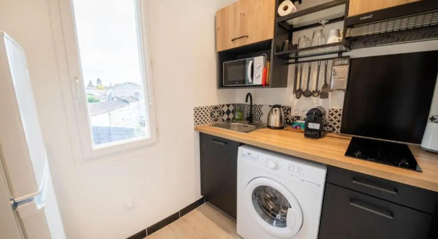 ► Appart BALCON Confort et Charmant → HYPER CENTRE Agen - Netflix, Prenota Appartamento Hotel a Aquitania con parcheggio, Parcheggio
