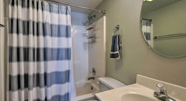 Коттедж Waterfront Pocono Lake Home w/ Private Dock