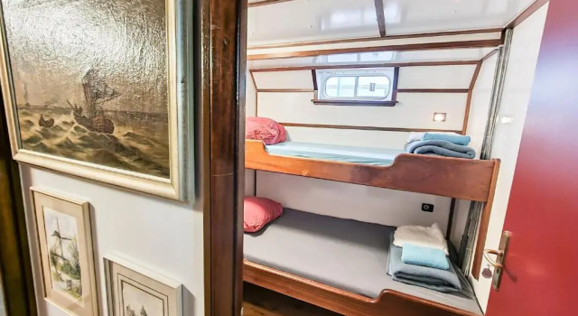 Amsterdam Hotelboat