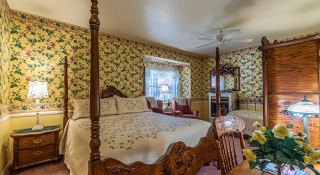 Royal huone Apples Bed & Breakfast