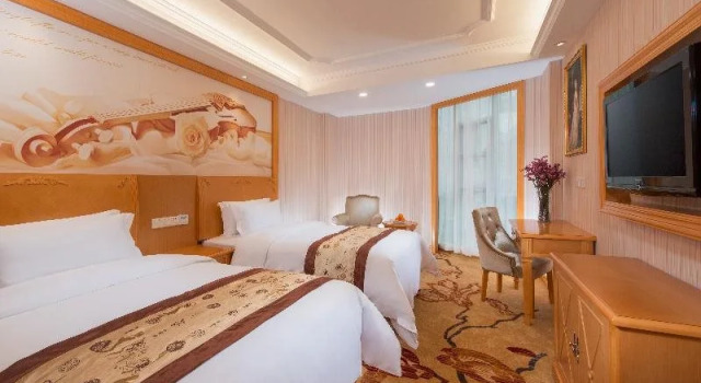 Vienna 3 Best Hotel Shenzhen South University of Science and Technology of China, Rezerwuj Hotel Hotele w Shenzhen z parkingiem, Parking