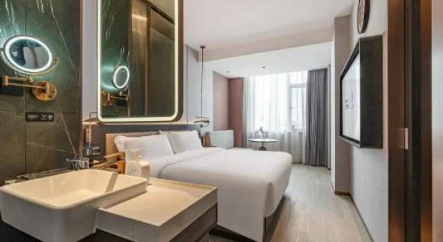 Люкс Business LEPON Hotel (Tianjin Railway Station Tianjin Eye)