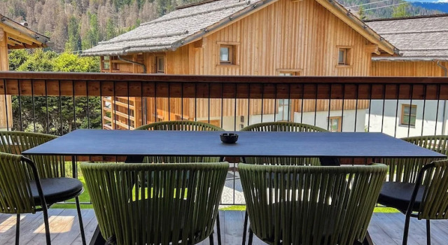 Шале Deluxe с 4 комнатами с видом на горы Liondes Chalets