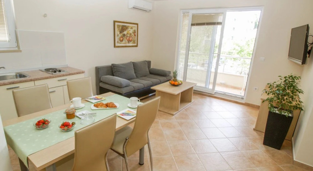 Apartments Bondi, Забронировать Апартаменты/квартира Апартаменты Макарска, рядом с Набережная Рива (Макарска), Апартаменты/квартира
