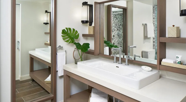 Двухместный номер Standard с балконом и с видом на сад Bakers Cay Resort Key Largo, Curio Collection By Hilton