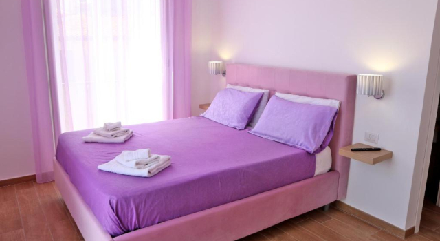 Двухместный номер Deluxe с балконом Antares Rooms