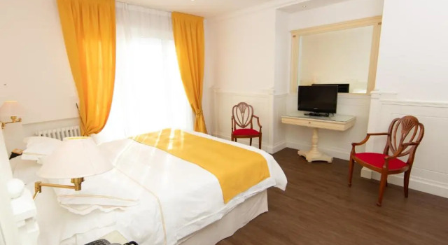 Номер Deluxe Hotel Universal Terme