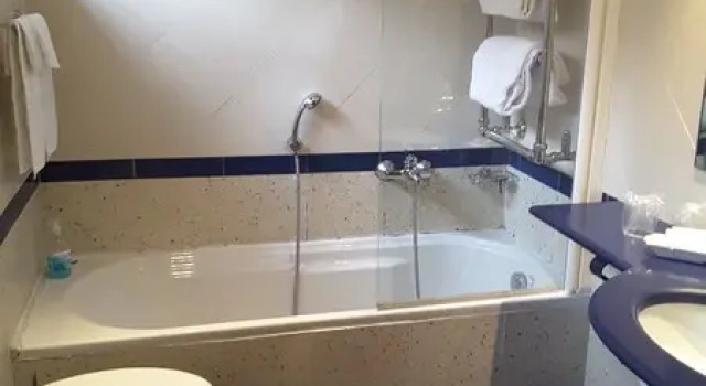 Одноместный номер Standard с балконом Hotel Maximus