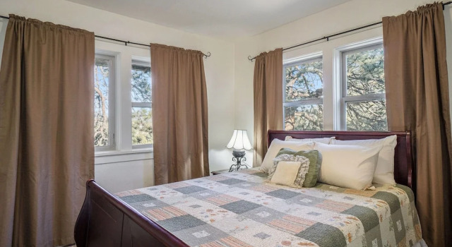 O'deer Cabin - Pet Friendly - Estes Park -- Ev#3241 2 Bedroom Cabin by RedAwning