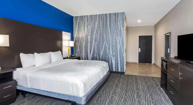 Номер Standard La Quinta by Wyndham Odessa North - Sienna Tower
