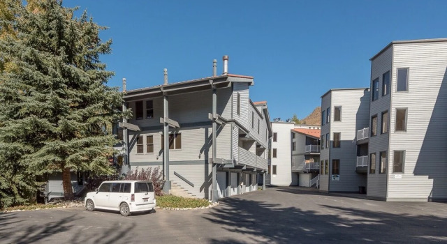 Habitat Condominiums 2000 A7 by RedAwning