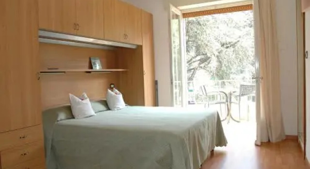 Hotel Elisabetta, Забронировать Отель Отели Торболе 3 звезды, 3*