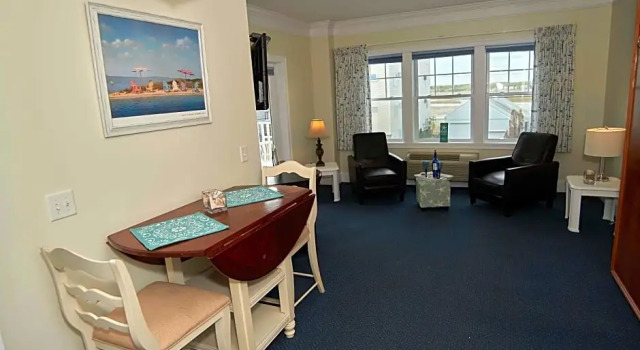 Четырёхместный люкс с видом на океан Atlantic Breeze Suites