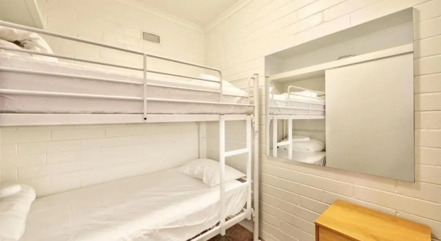 Апартаменты Snow Ski Apartments 03