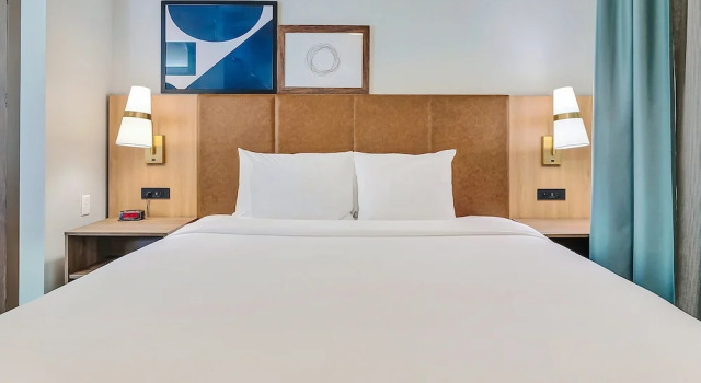 Люкс Staybridge Suites Tyler University Area by IHG