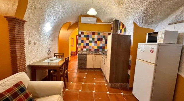 Студия Cuevas La Granja