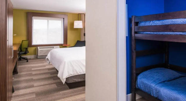 Семейный люкс Holiday Inn Express Sierra Vista by IHG