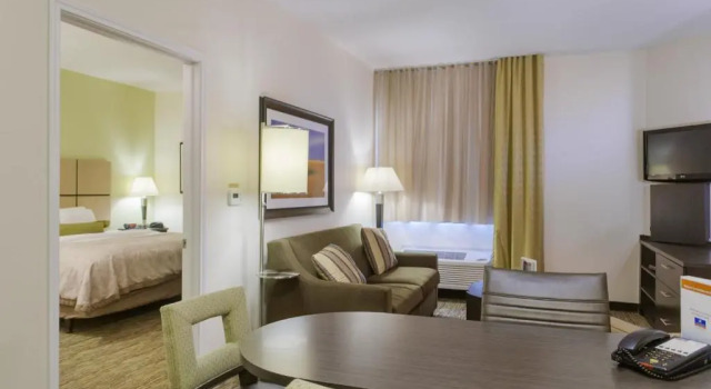 Двухместный люкс c 1 комнатой Candlewood Suites San Marcos by IHG
