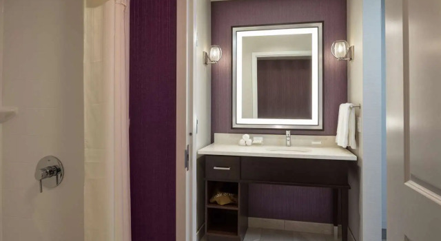 Люкс Homewood Suites by Hilton Needham Boston