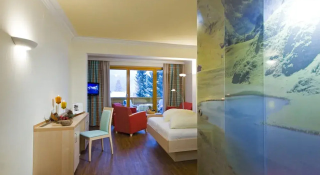 Семейный номер Standard с балконом и с видом на сад Family & Sporthotel Kärntnerhof