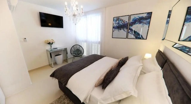 Номер Deluxe KIKO Luxury Living