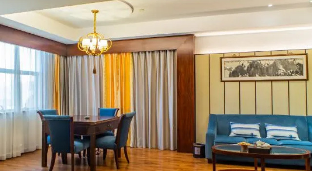 Люкс Superior Quintessence Century Hotel