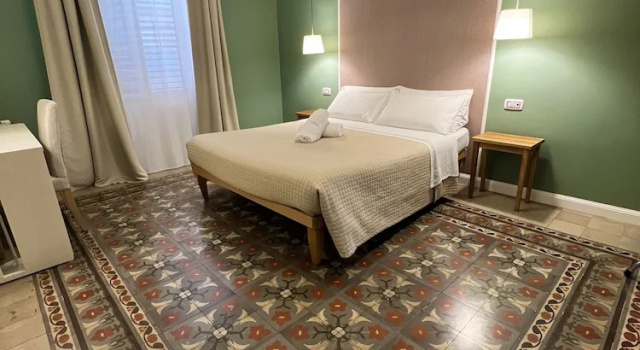 Deluxe Suite Bed in Spa
