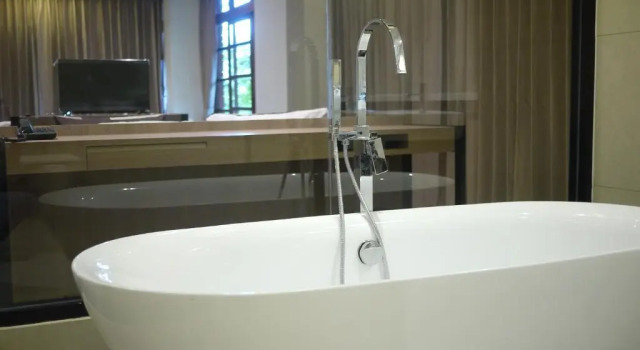 Люкс c 1 комнатой Issara Boutique Winery Hotel