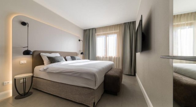 Апартаменты June Stay Lake Garda