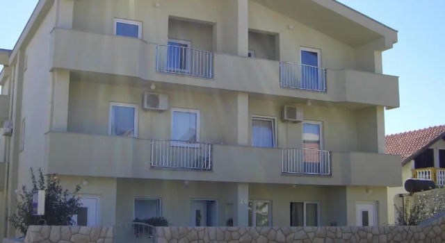 Апартаменты c 1 комнатой с балконом Apartments Ana