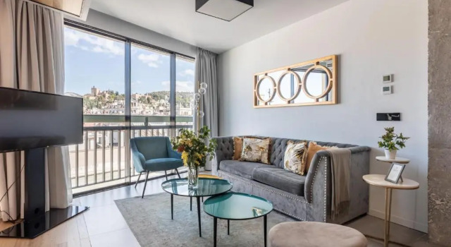 Апартаменты Пентхаус Luxury Alhambra Penthouse Collection