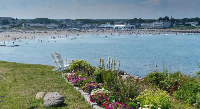 Goose Rocks Cottage at One Long Beach, Buchen Sie Ferienhaus Hotels in New England mit Parkplatz, Parkplätze