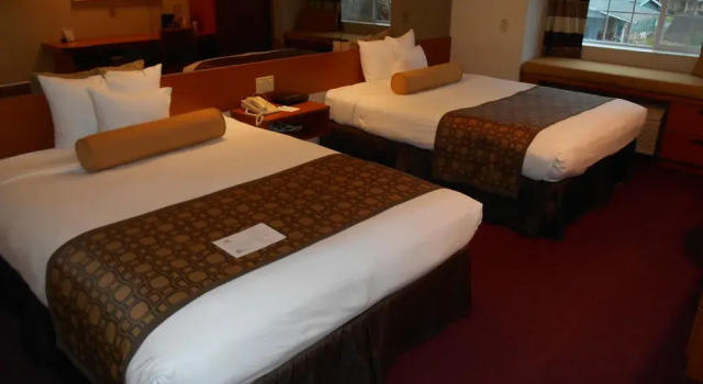 GuestHouse Inn & Suites Sutherlin, 预订 酒店 Sutherlin Umpqua Valley