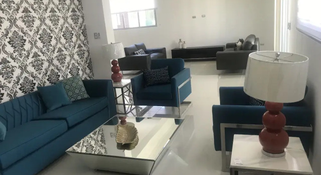3 Bedroom Apartment at Verdana Residence, Забронировать Апартаменты/квартира Отели Сантьяго-де-лос-Кабальерос с завтраком, Завтраки
