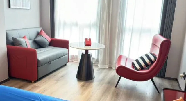 Семейный тент eLong Hotel (China Grand Canal Museum, Gongchenqiao East Metro Station Branch)