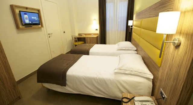 Номер Standard Giga Hotel