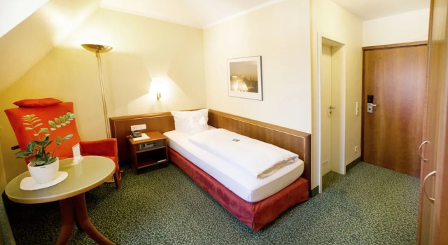 Номер Economy Hotel Weisses Lamm