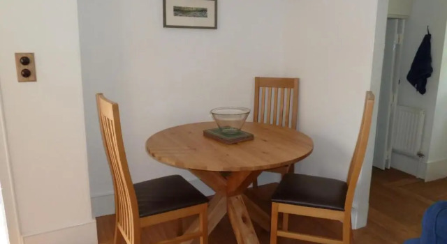 Bronfelin & Troed-y-rhiw Holiday Cottages