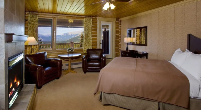 Номер Standard с балконом и с видом на горы Overlander Mountain Lodge