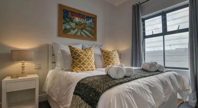 Amia House Struisbaai, Забронировать Отель Стрёйсбай Оверберг